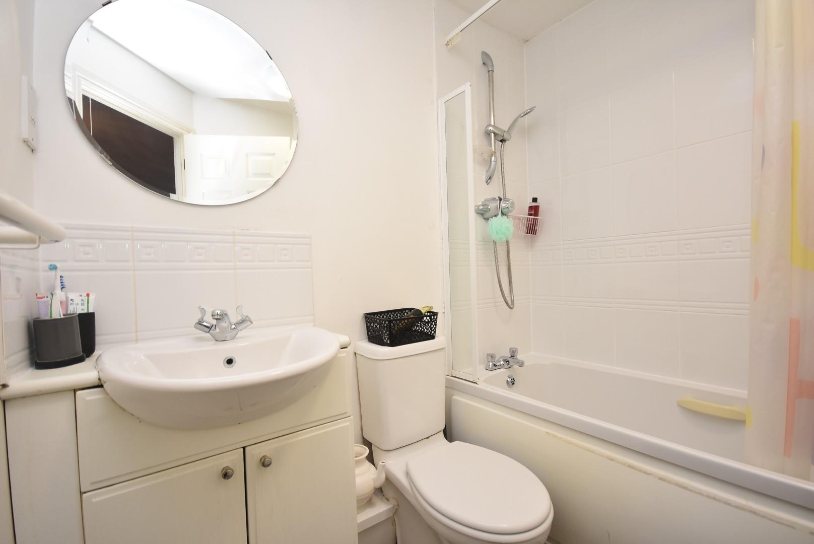 16 Armoury Drive, Cardiff, CF14 4NP